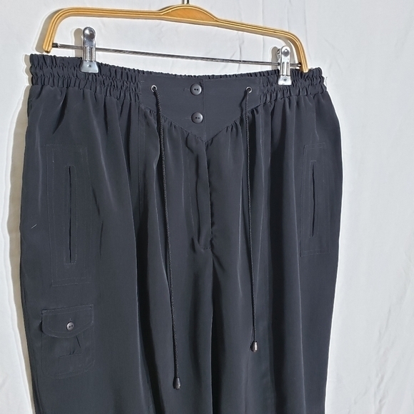 VINTAGE Y2K Black Parachute Pants Yoked Elastic waist with drawstrings L - Picture 10 of 11